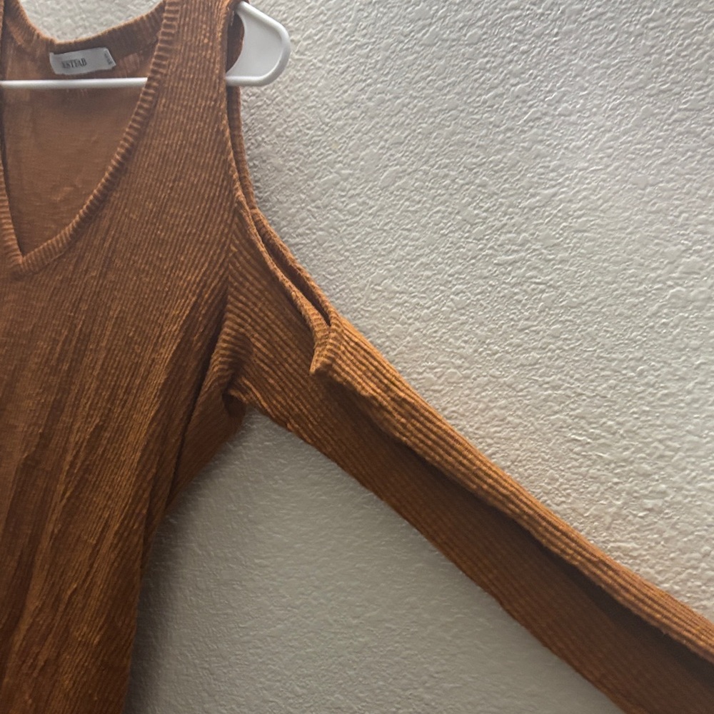 JustFab Brown Ribbed Tank Top - Picture 2 of 2